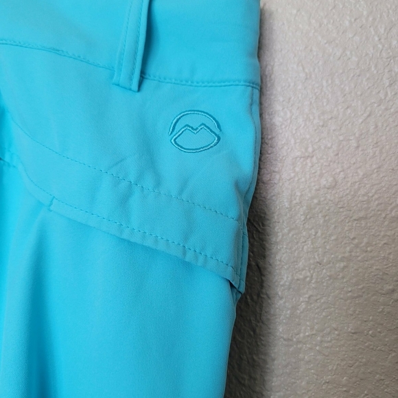 Magellan Woman Shorts Sz 2X Blue light Chino Tencel Gold Performance - Picture 7 of 7